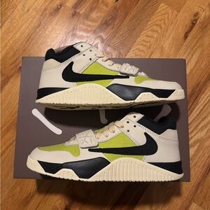 Jordan Jumpman Jack TR Travis Scott Bright Cactus Size 6 Mens 7.5 Womens